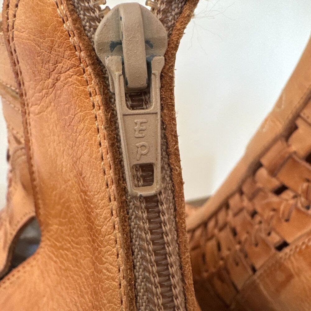 Pikolinos Spain Handcrafted Leather Booties EU 39 Brown Boho Heels Woven Cutout - Picture 12 of 16